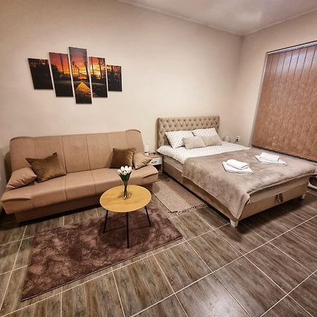 Dorce Apartmani Horgos Zewnętrze zdjęcie