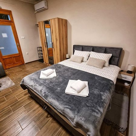 Dorce Apartmani Horgos Zewnętrze zdjęcie